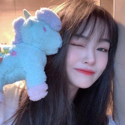 病娇反派又被她撩红了耳朵